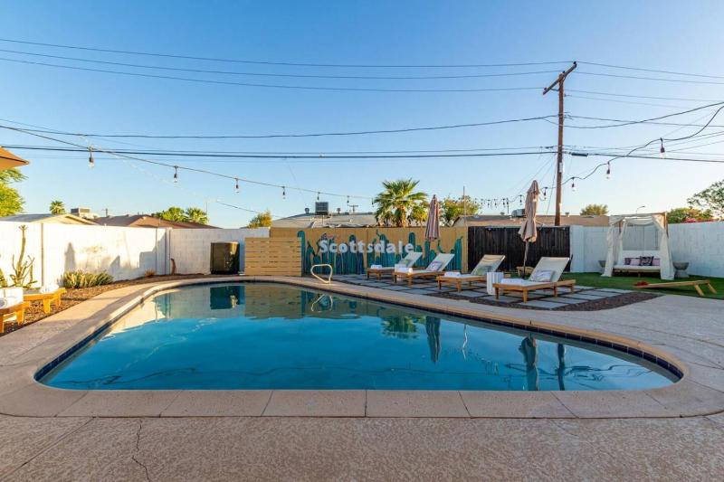 Scottsdale Old Town Heated Pool Fire Pit - image 2