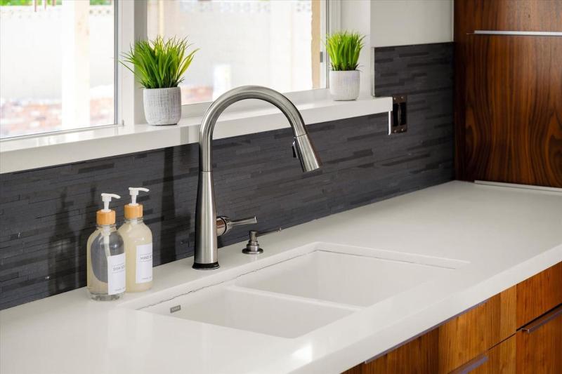 The Scottsdale Retreat - image 42