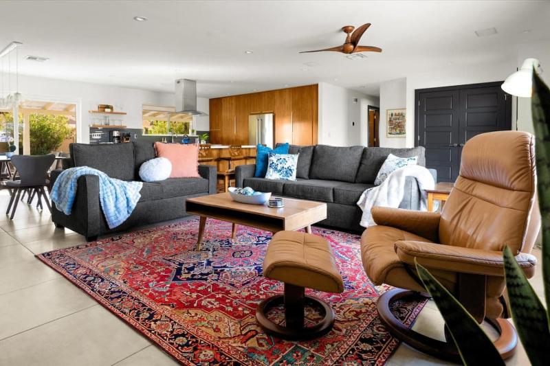 The Scottsdale Retreat - image 33