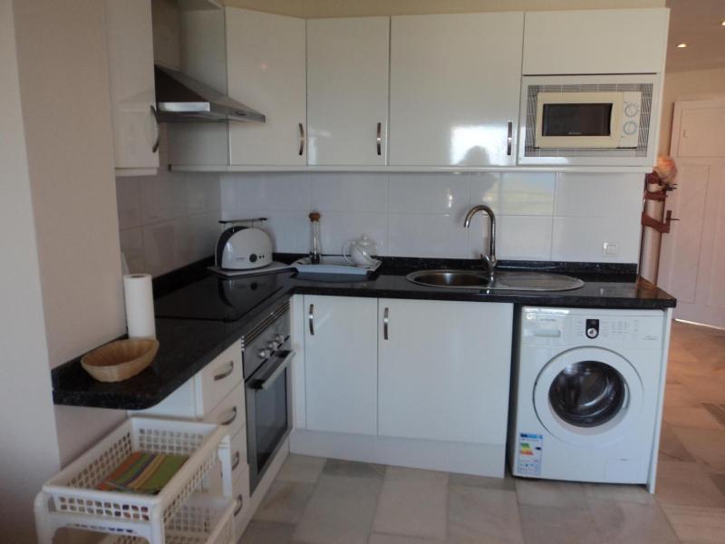 Altamira 58 - One Bed - image 15