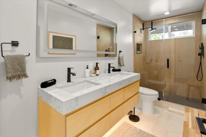 The Twin Palms Retreat - image 29