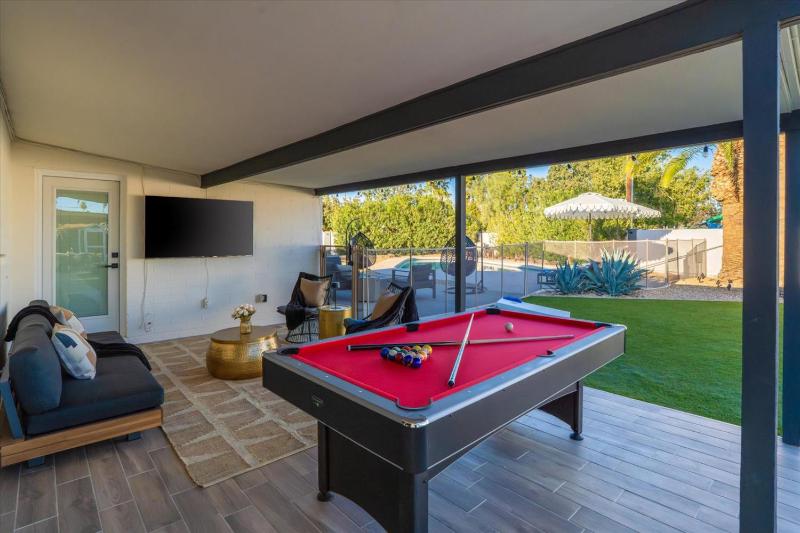 Group-Friendly 5BR Pool Home Old Town - image 6