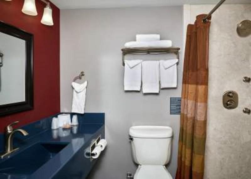 South Tower Premium Room  image 2
