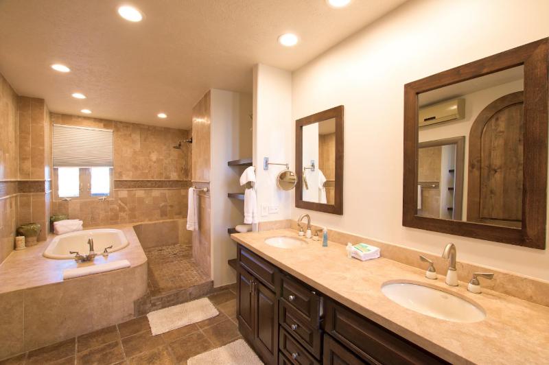 705E Bella Sirena Resort - image 24