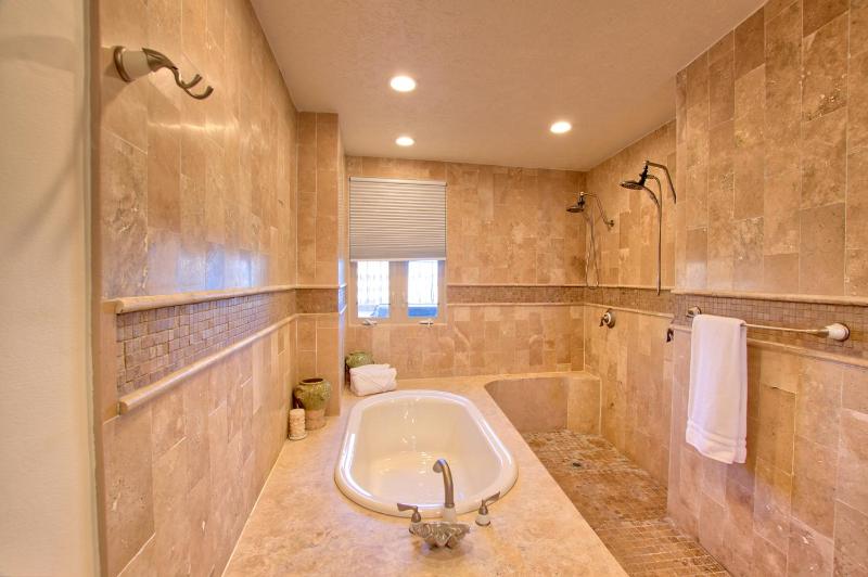 705E Bella Sirena Resort - image 35