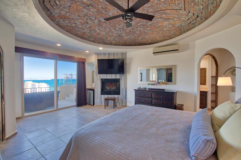 705E Bella Sirena Resort - image 23