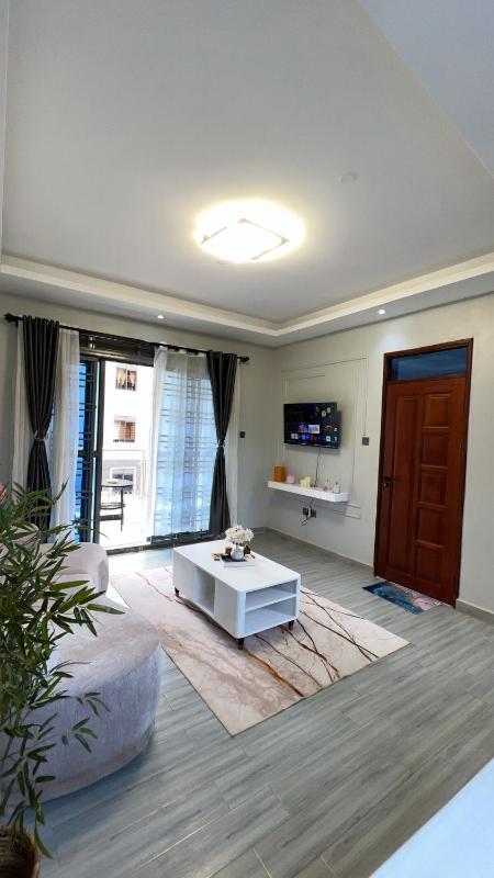 Luxe 1 BDRM 10 mins from Acacia Fast Wi-Fi - image 16