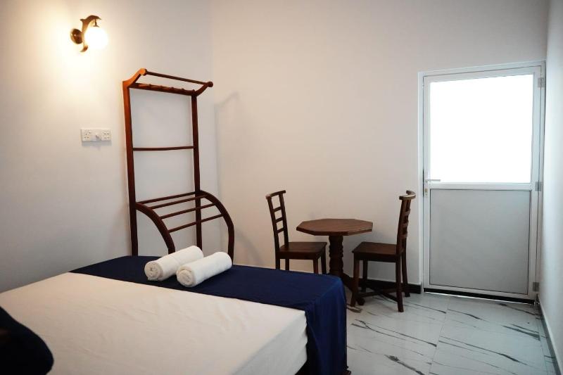 Nilaveli Stay Inn - image 10