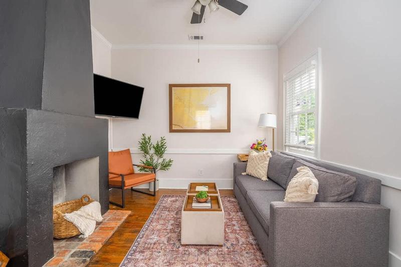 Cozy Cottage Retreat Parking and Private Patio - image 35