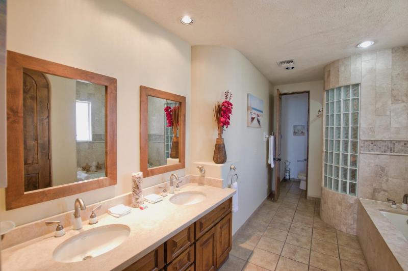 501A Bella Sirena Resort - image 6
