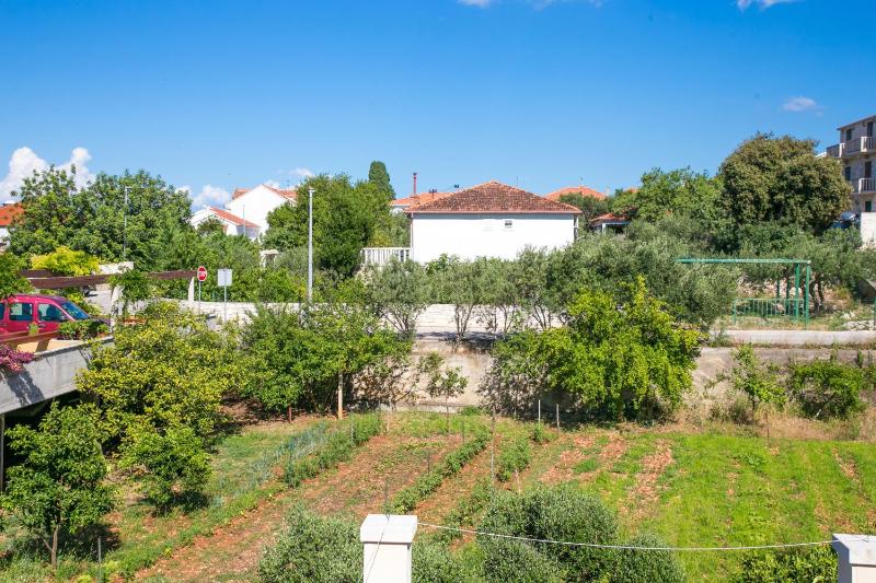 Apartments with parking space Supetar Brac - 18307 - image 47
