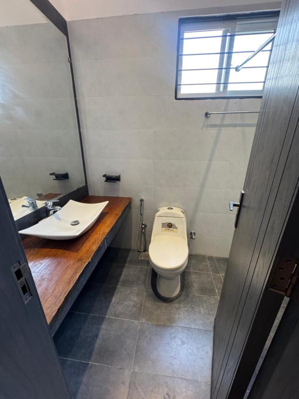 ZEH Residence - image 12