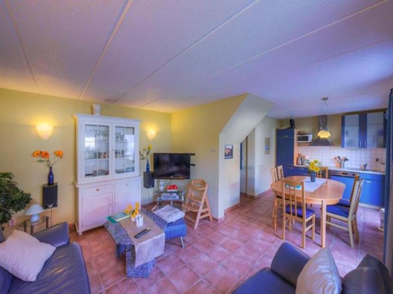 Gemütliches Ferienhaus mit Garten im Hafendorf Müritz in Rechlin - image 9