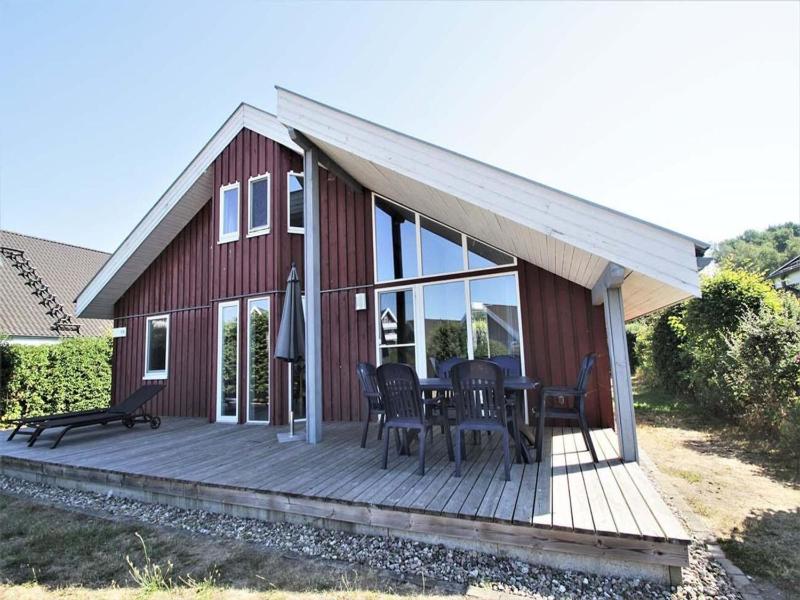 Ferienhaus im skandinavischen Stil mit Garten im Hafendorf Rechlin - image 6