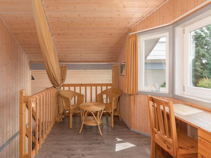 Gemütliches Ferienhaus mit Garten und Terrasse im Hafendorf Müritz - image 6