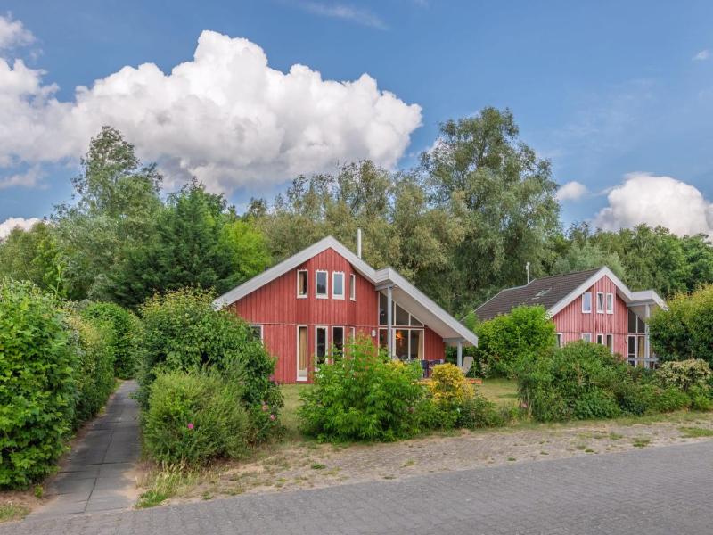 Gemütliches Ferienhaus mit Garten und Terrasse im Hafendorf Müritz - image 22
