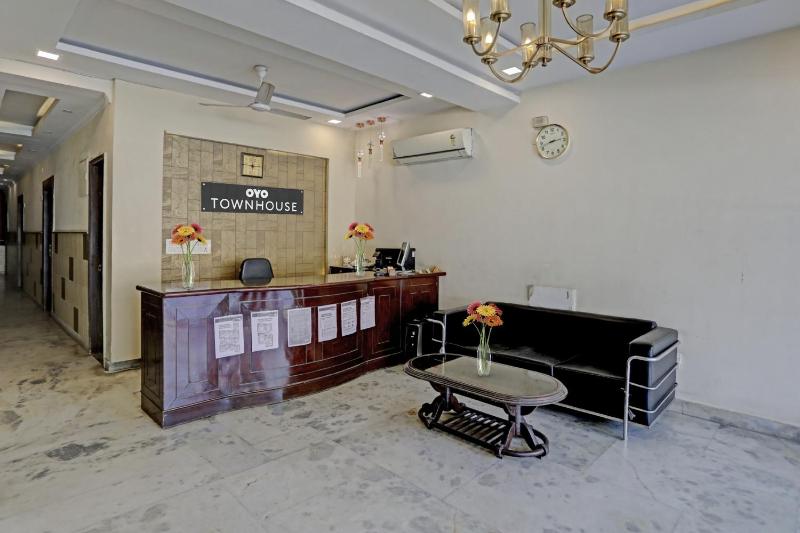 Townhouse Jai Guru Ji Nearest Merceds Benz Sector 11 - image 33