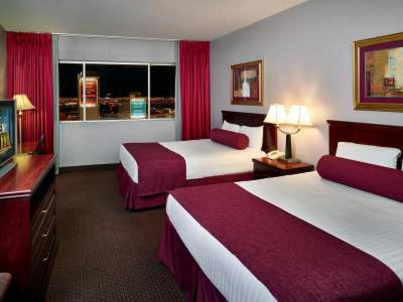 South Tower Premium Room  image 4