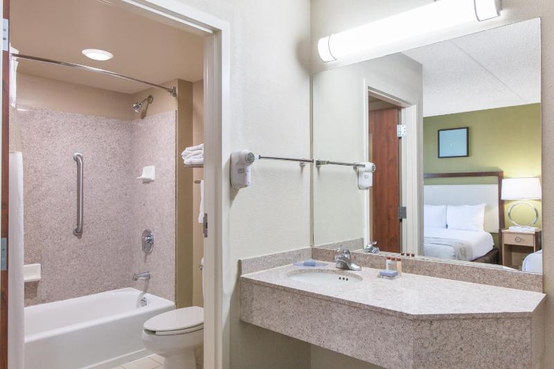 Standard Double Suite - Non Smoking image 2
