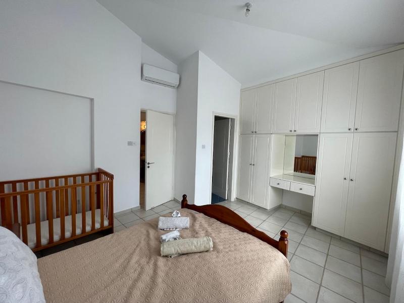 Corner townhouse in Regina Gardens Pafos - image 16