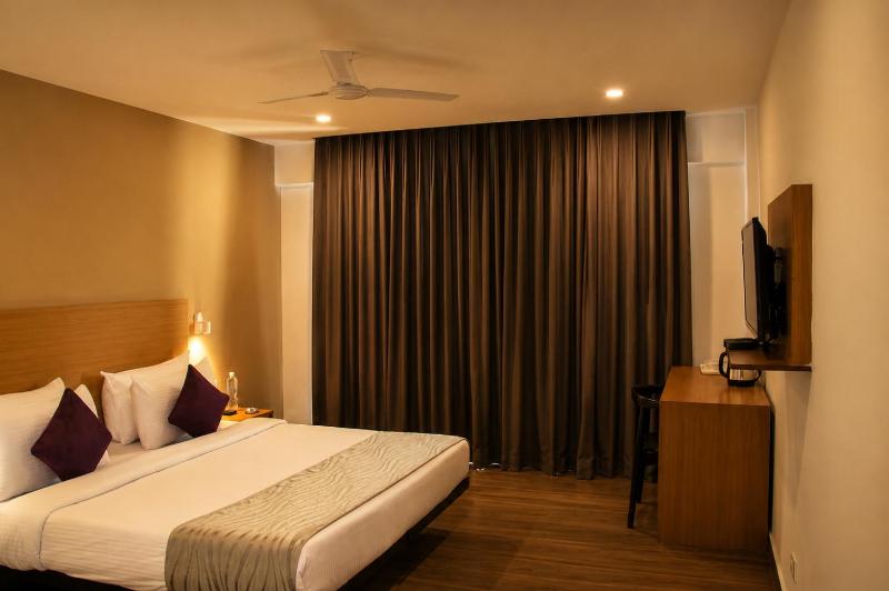 Hotel The Golden Sands Located on Calangute Main Road - image 25