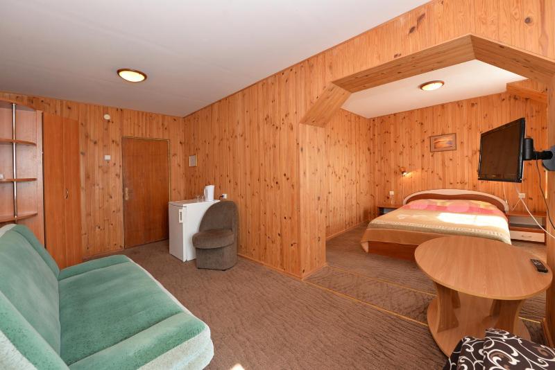 Comfort Quadruple Room image 2