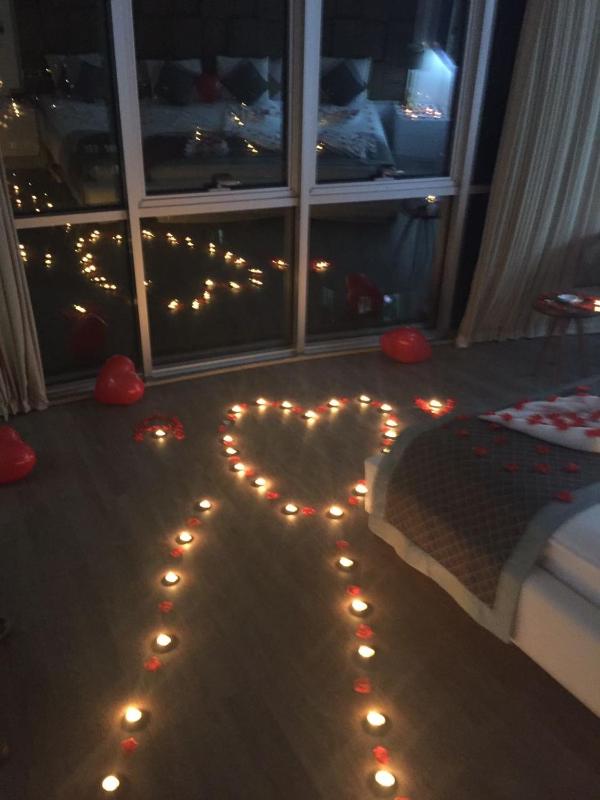 Honeymoon Suite image 3