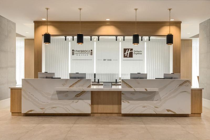 Holiday Inn Express Houston Downtown - image 30