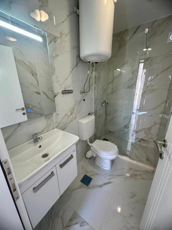 Azur Apartments Bar - image 14