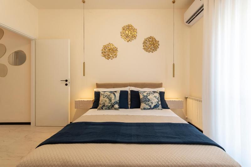 Queen Margaret Boutique Apartment - image 19
