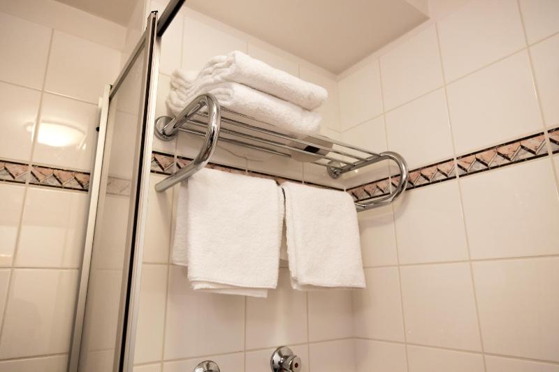Suite Hotel 900m zur Oper - image 12