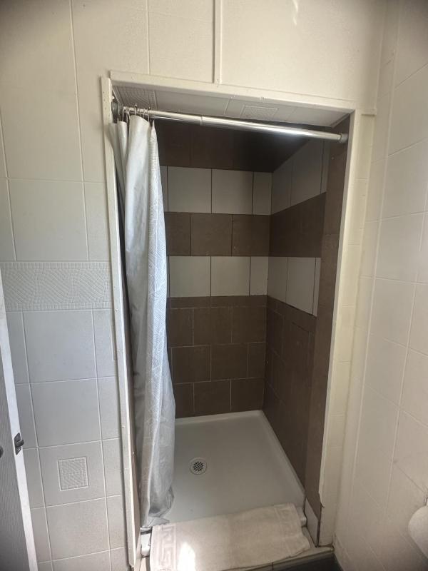 Union Avenue Motel - image 14