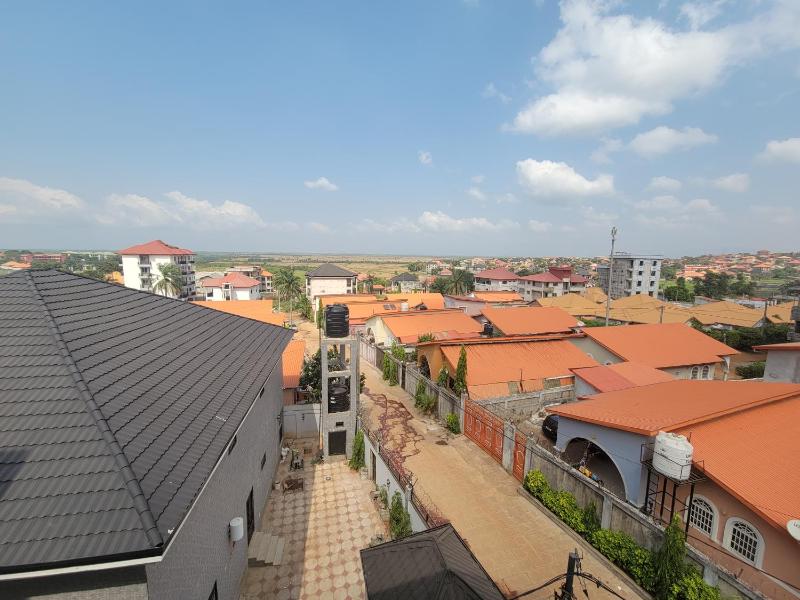 Luxure Loft - image 7