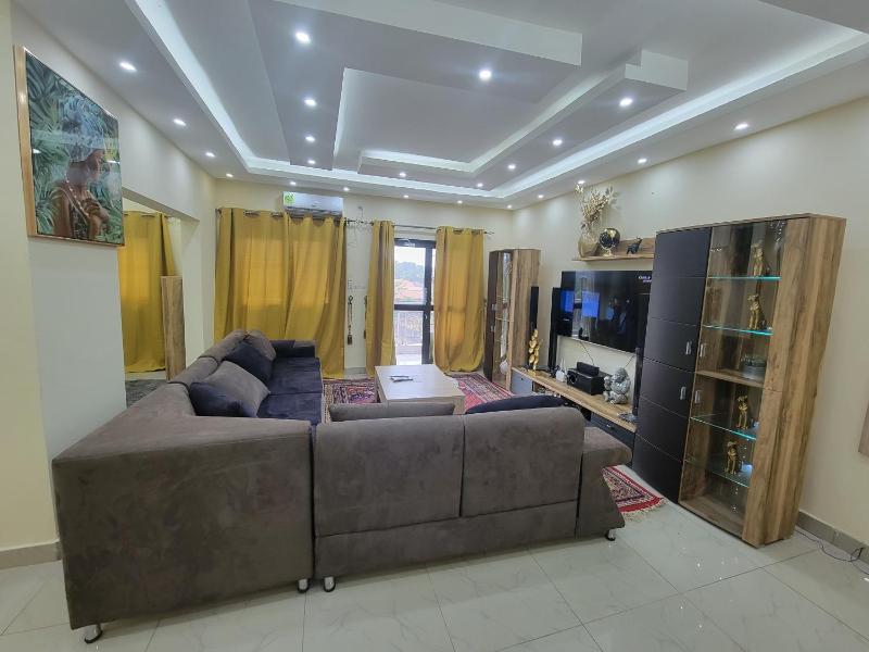 Luxure Loft - image 6