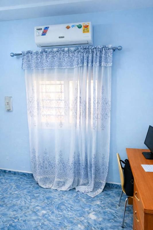 Villa Oasis Niamey I Villa Meublée Premium I Wi Fi Haut Débit - image 11