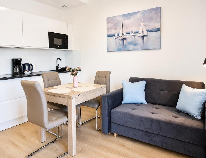 Apartament z widokiem na Morze & Parking Apartment an der Promenade & Garage - KW54 - image 12