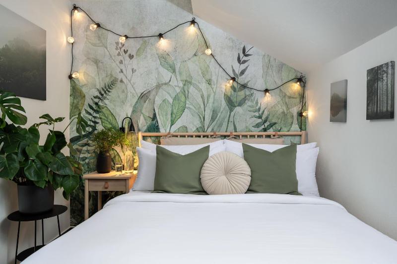 Hotel Botanica by goodnite cz - image 2