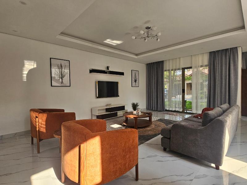 Nisha Serviced Apartments - image 4