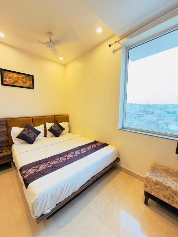 HOTEL VRINDA 966O9O1OO6 Old city Just 750mtr from City palace By SK - image 14