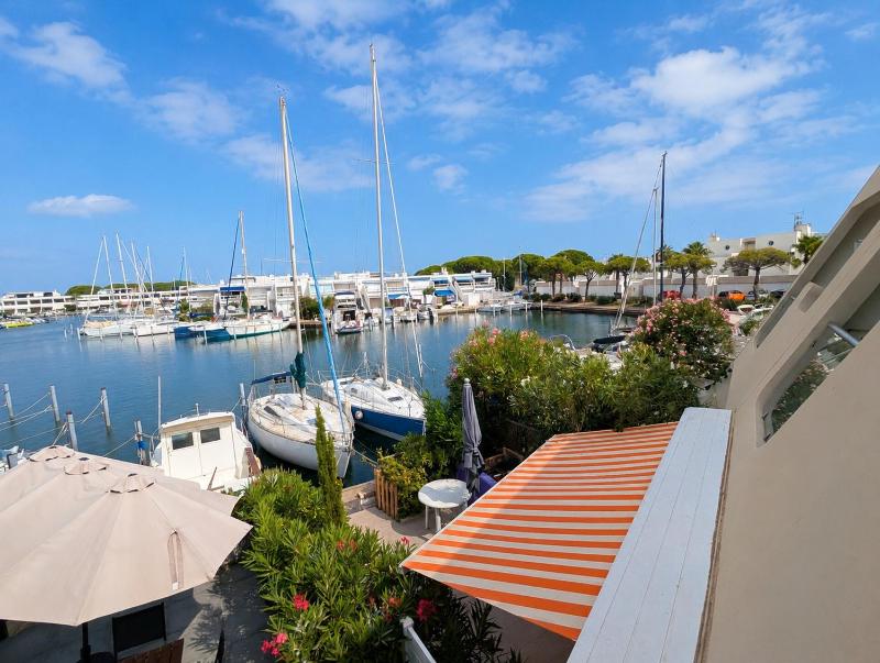 Marina d'exception grande terrasse et vue panoramique - image 7