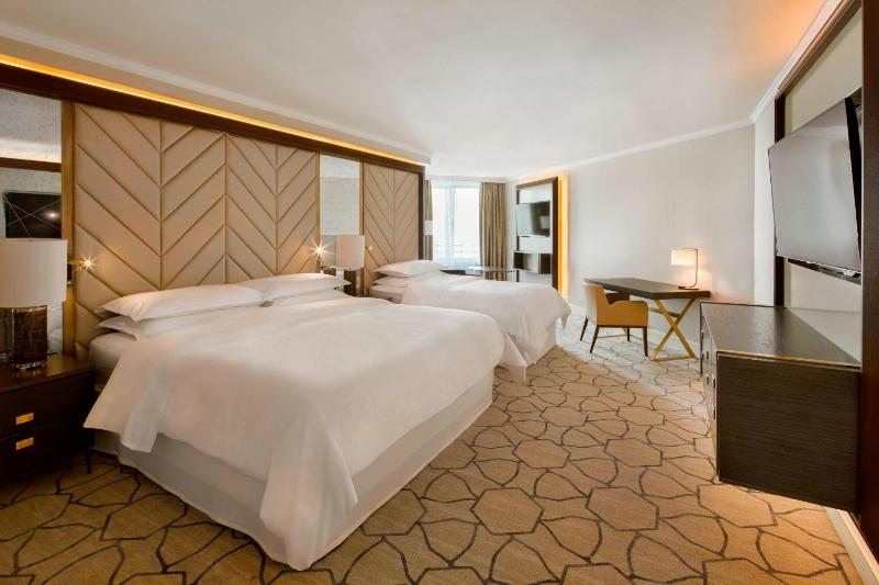 Sheraton Grand Warsaw - image 11