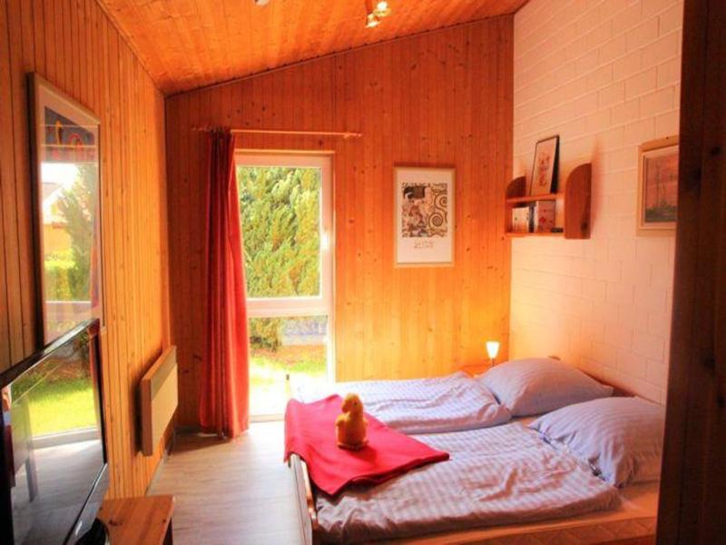 Urlaub am Wasser - Doppelbungalow mit Terrasse im Ferienpark Mirow - image 4