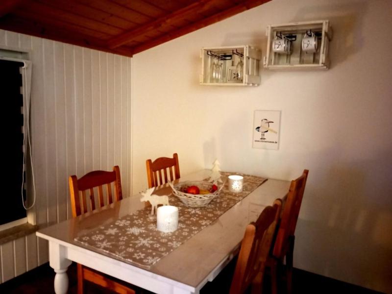 Urlaub in der Natur-Doppelbungalow mit Terrasse im Ferienpark Mirow - image 28