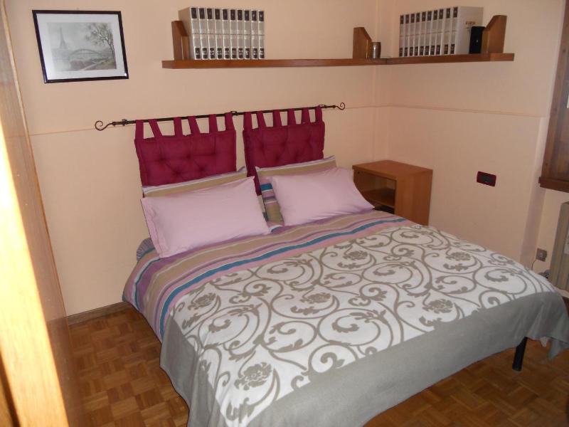 Superior Family Room image 3