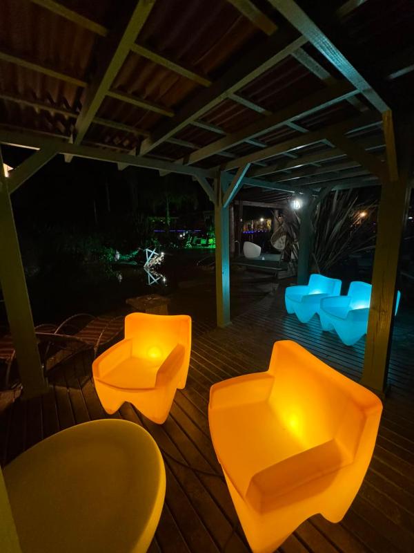 Pousada Jardim do Buda com Café e Piscina - image 44