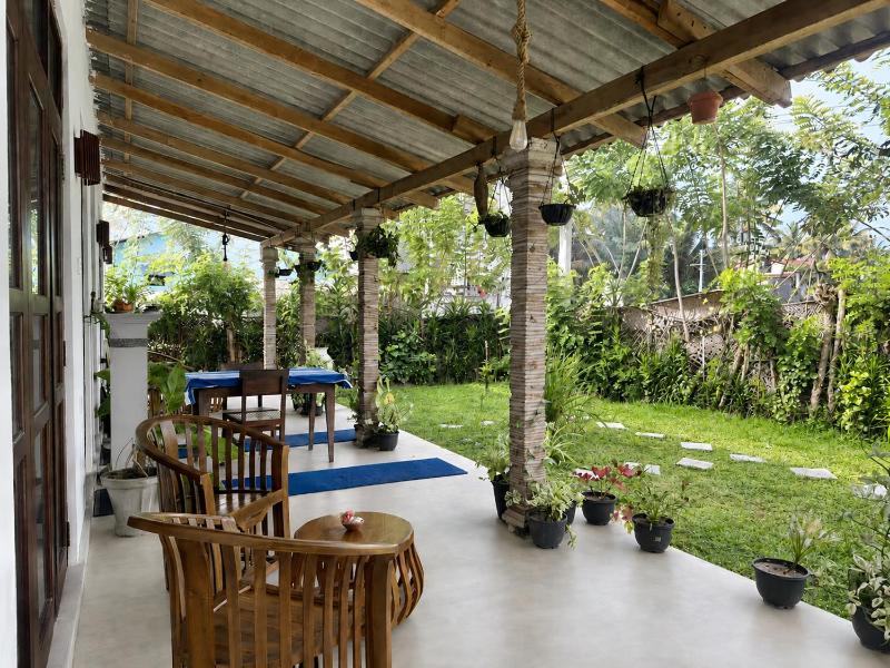 Home in Central Ahangama - image 12