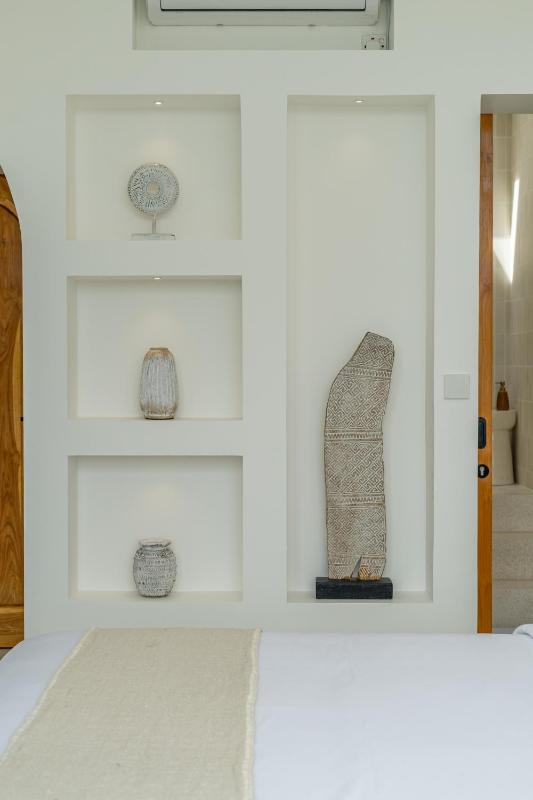 Puri Bintang - Stylish 2BR Villa with Private Pool in Canggu - image 17
