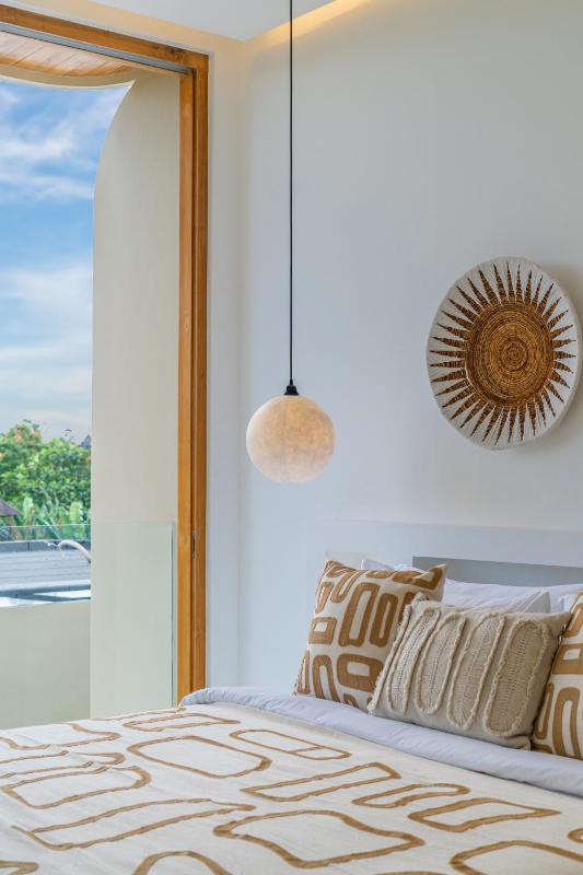 Puri Bintang - Stylish 2BR Villa with Private Pool in Canggu - image 22