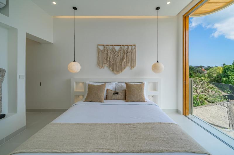 Puri Bintang - Stylish 2BR Villa with Private Pool in Canggu - image 36