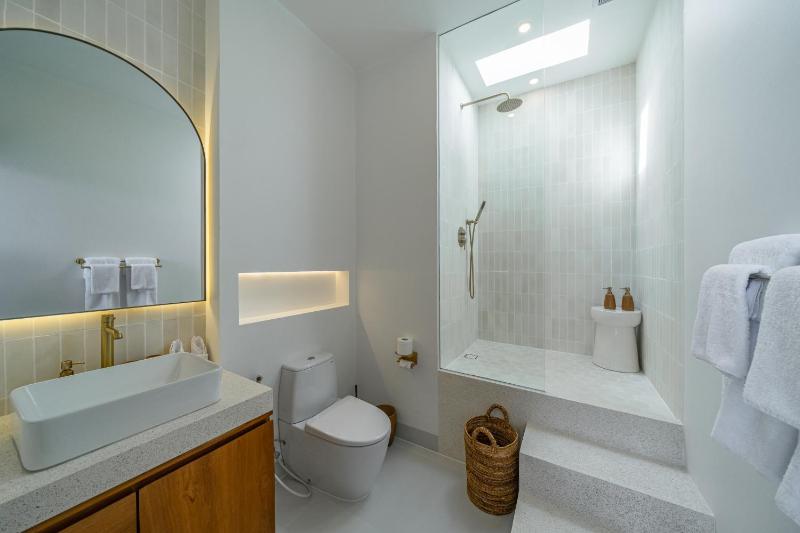 Puri Bintang - Stylish 2BR Villa with Private Pool in Canggu - image 43